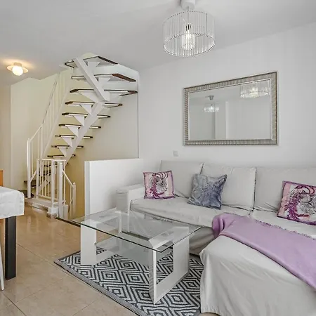 Penthouse With Ocean View Apartman *