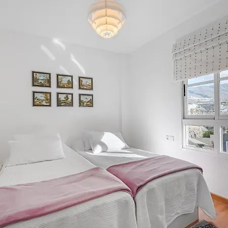 Penthouse With Ocean View Lägenhet